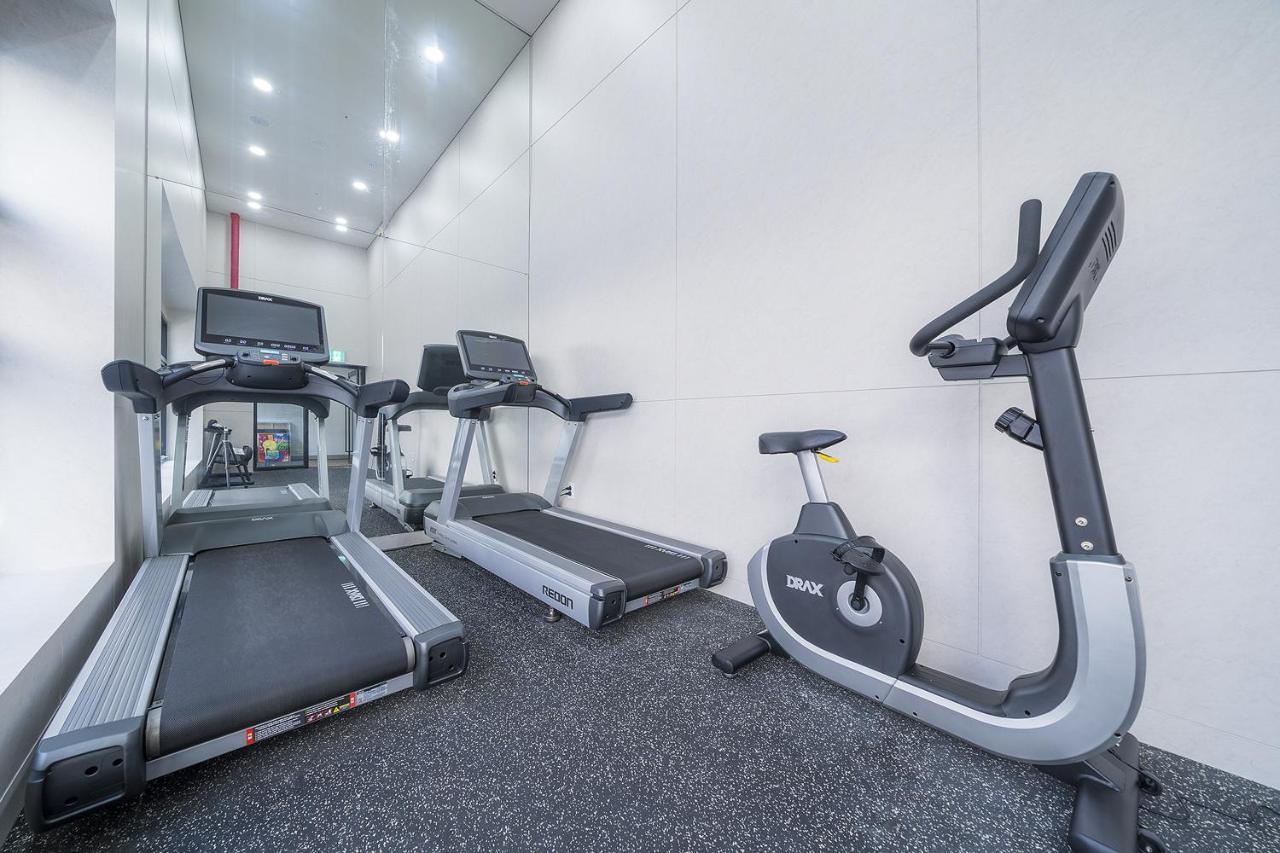 Gangneung Chonpines Ocean Suites Hotel Екстер'єр фото