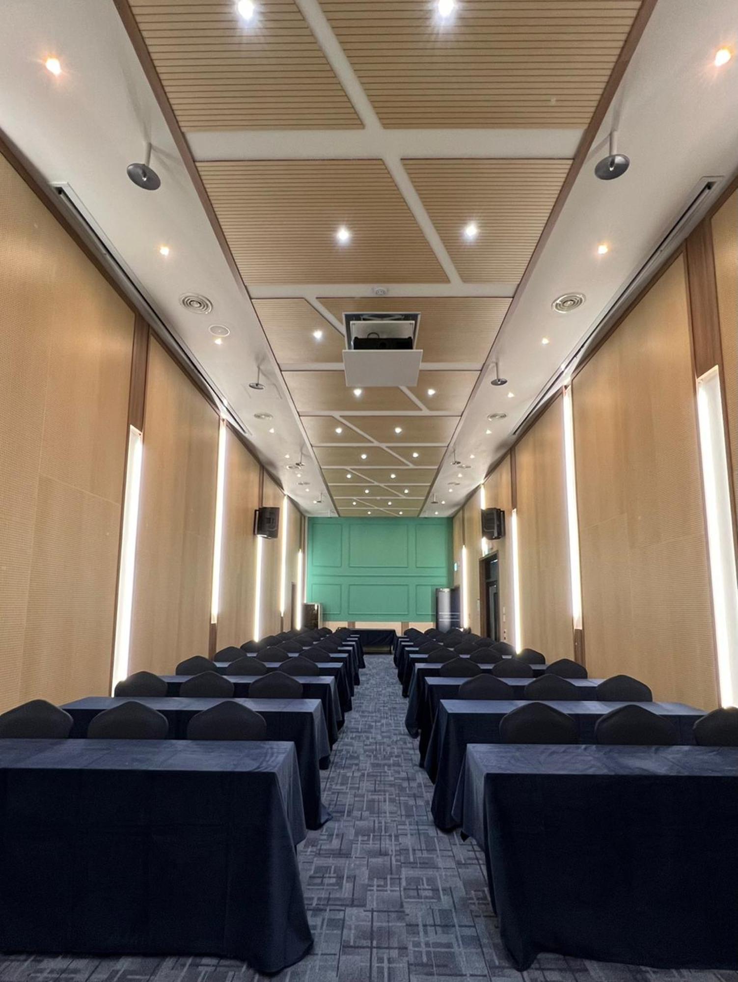 Gangneung Chonpines Ocean Suites Hotel Екстер'єр фото