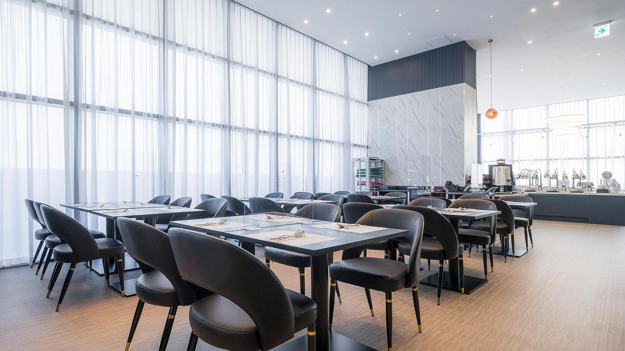 Gangneung Chonpines Ocean Suites Hotel Екстер'єр фото